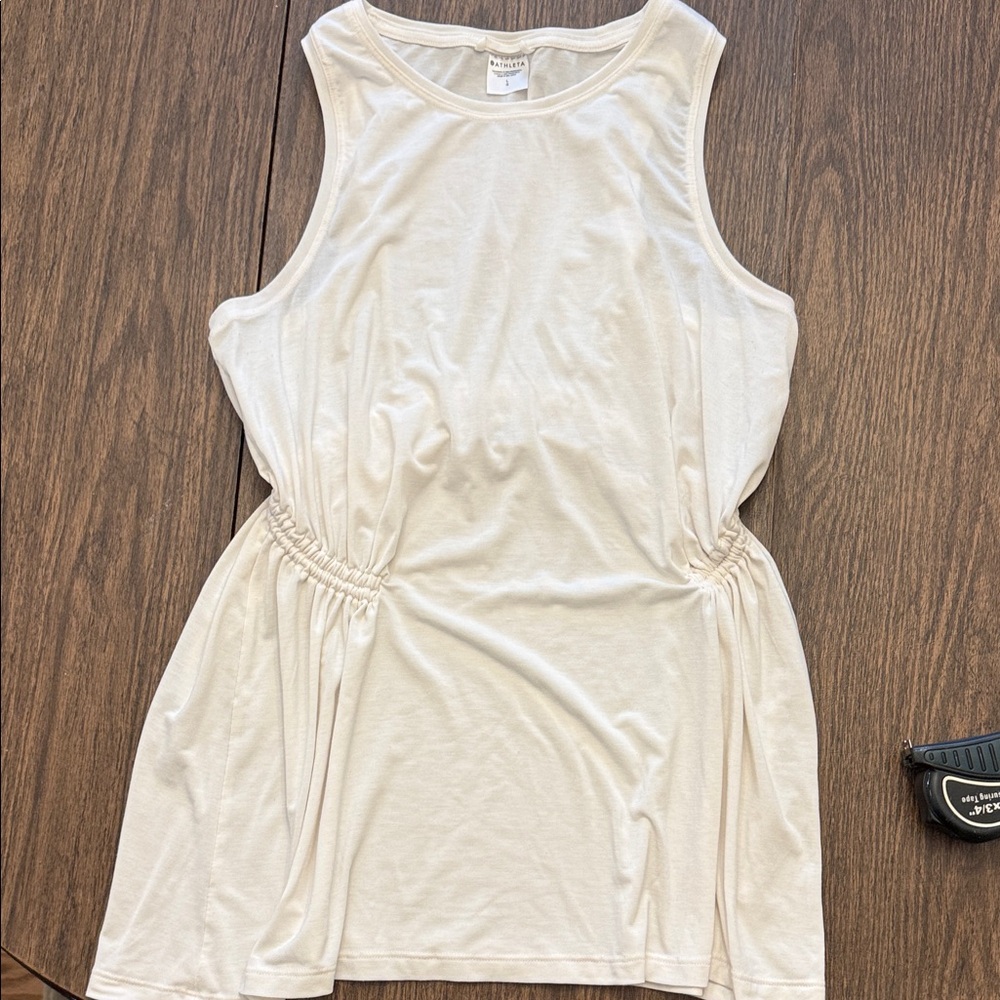 Athleta EUC Air Out Cinch Tank Top In Cream/Ivory Large